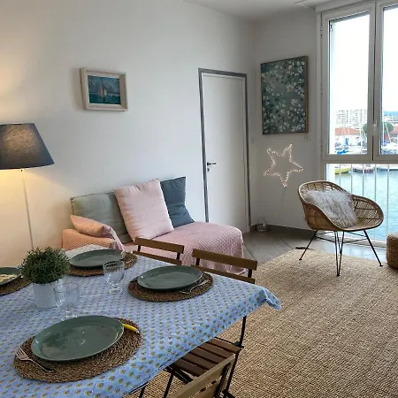 Marinca Du Port De Toulon Apartment Exterior photo